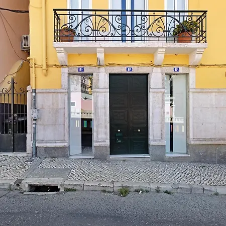Rainbow Wall Loft Apartment
