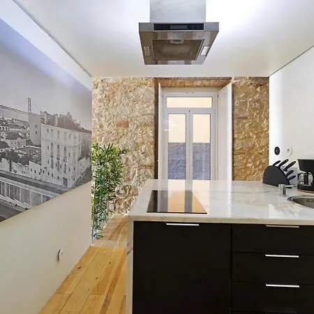 Rainbow Wall Loft Apartment Lisbon