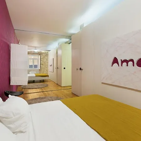 Rainbow Wall Loft * Lisbon